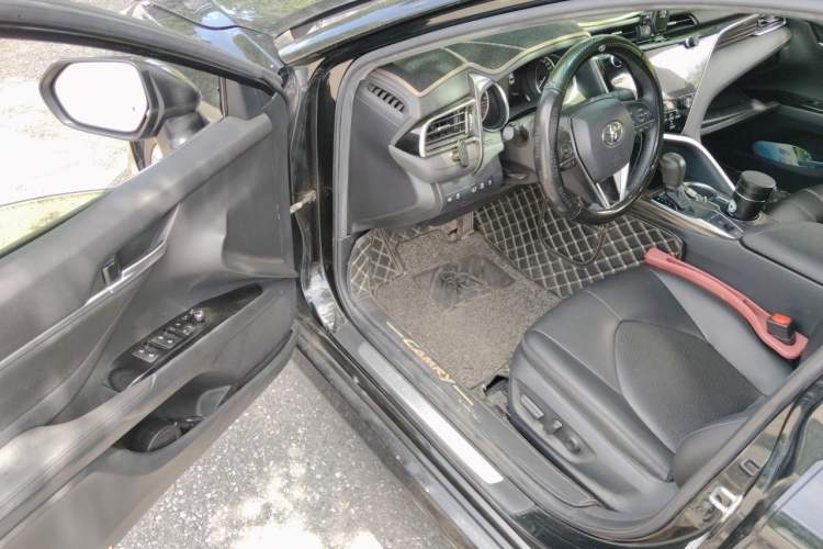 Used Toyota Camry 2019 2.5G Luxury Edition China VI Standard Driver Seat