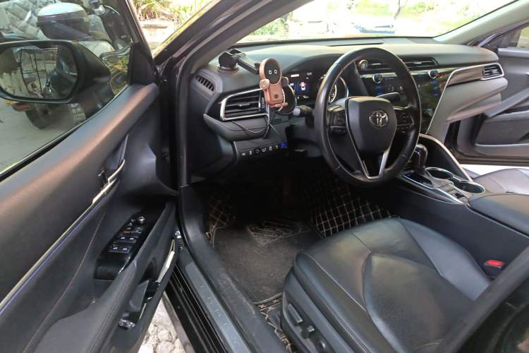 Used Toyota Camry 2019 2.5G Luxury Edition China V Standard Driver Seat