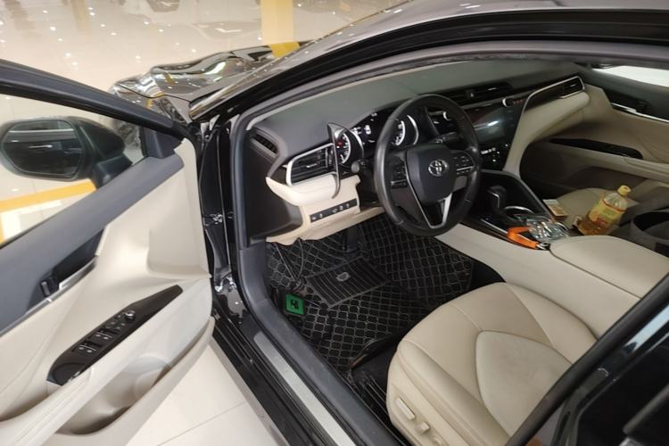 Used Toyota Camry 2019 Revised Version 2.0G Luxury Edition Driver Seat