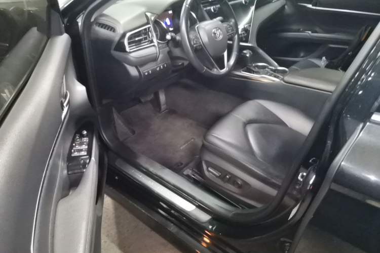 Used Toyota Camry 2019 2.5G Luxury Edition China VI Standard Driver Seat