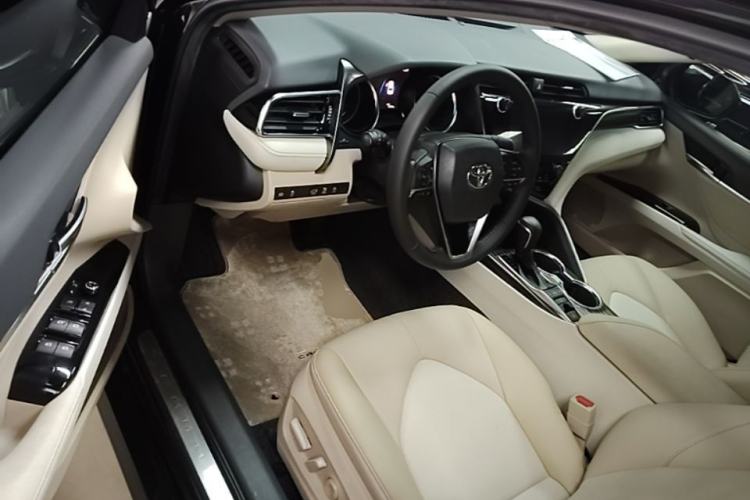 Used Toyota Camry 2019 2.5G Luxury Edition China VI Standard Driver Seat