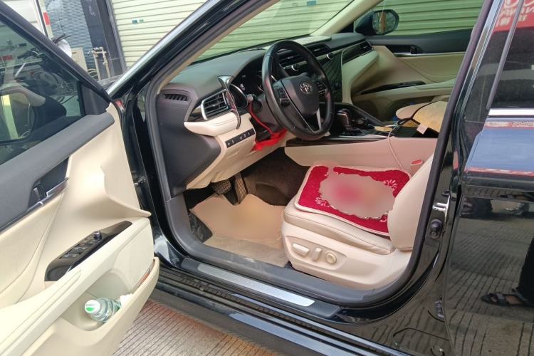 Used Toyota Camry 2019 2.5G Luxury Edition China VI Standard Driver Seat