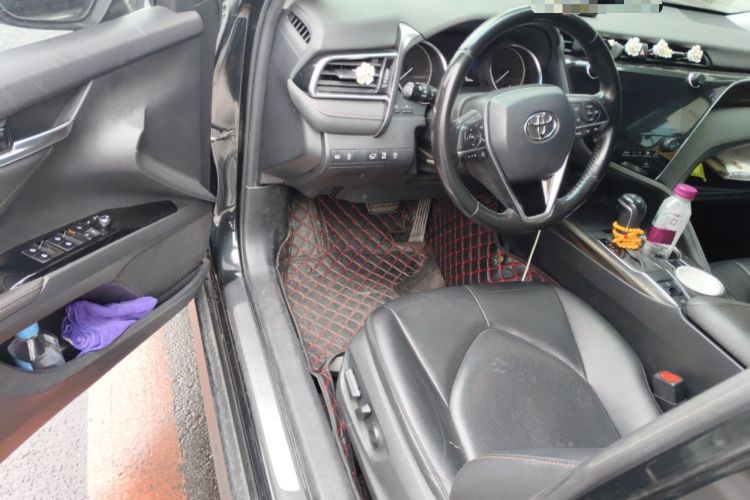 Used Toyota Camry 2019 2.0G Luxury Edition China V Standard Driver Seat