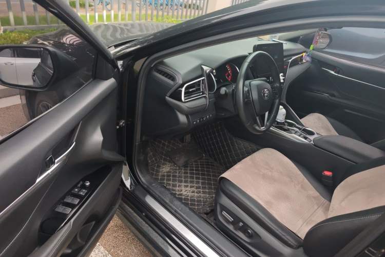 Used Toyota Camry 2019 Revised Version 2.0S Fēngshàng Edition Driver Seat