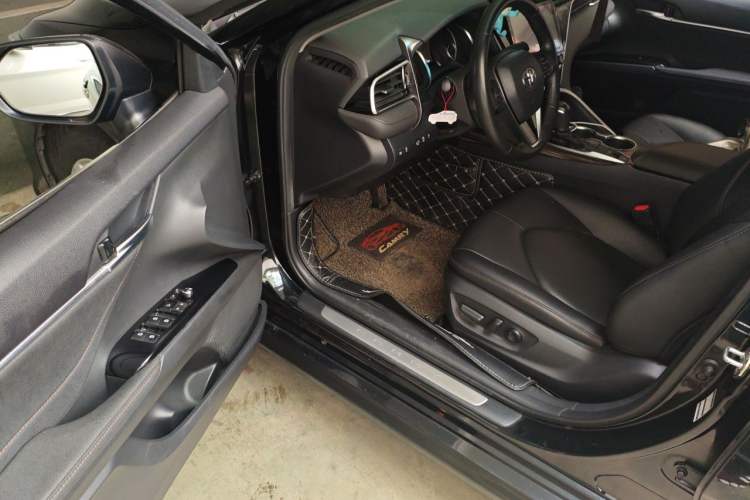 Used Toyota Camry 2019 2.0G Luxury Edition China V Standard Driver Seat