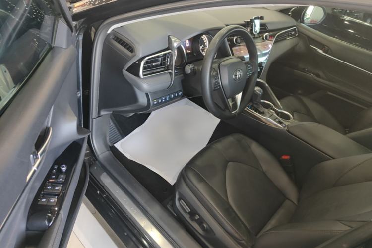 Used Toyota Camry 2019 2.0G Luxury Edition China V Standard Driver Seat