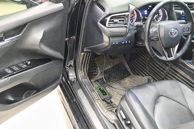 Used Toyota Camry 2019 2.5G Luxury Edition China VI Standard Driver Seat
