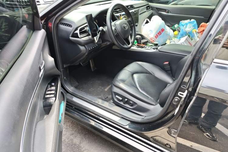 Used Toyota Camry 2019 Revised Version Dual-Engine 2.5 HG Luxury Edition Driver Seat