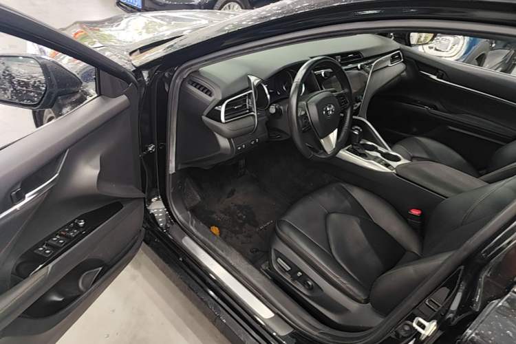 Used Toyota Camry 2019 Revised Version Dual-Engine 2.5 HG Luxury Edition Driver Seat