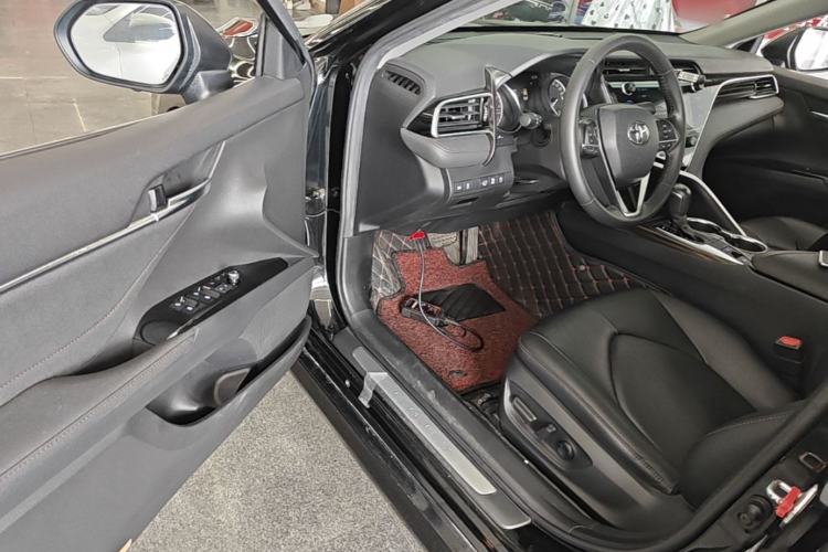 Used Toyota Camry 2019 2.0G Luxury Edition China VI Standard Driver Seat