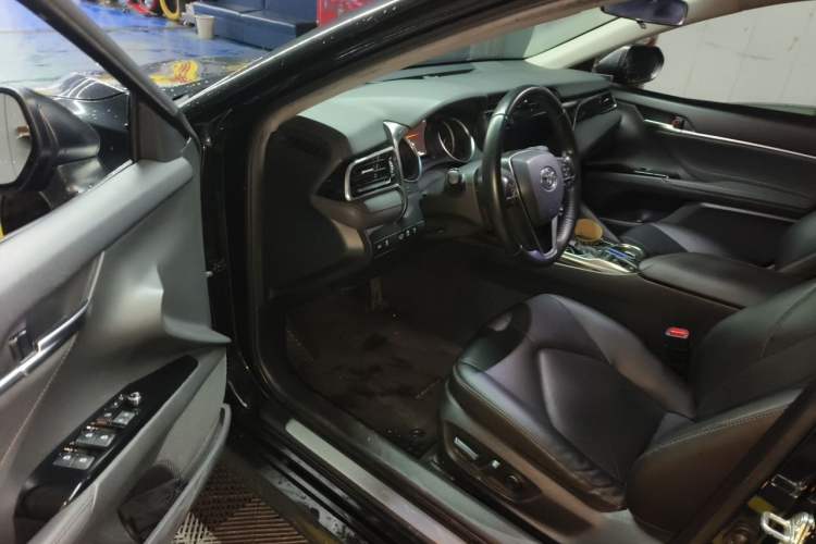 Used Toyota Camry 2019 2.5G Luxury Edition China VI Standard Driver Seat