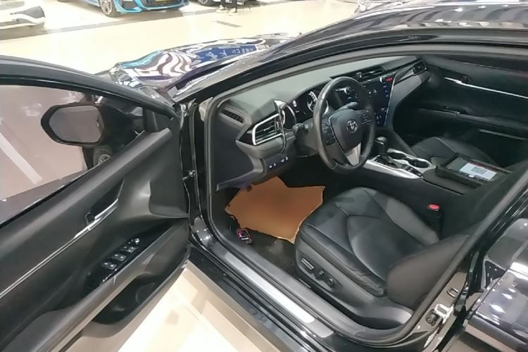 Used Toyota Camry 2019 Revised Version Dual-Engine 2.5 HG Luxury Edition Driver Seat