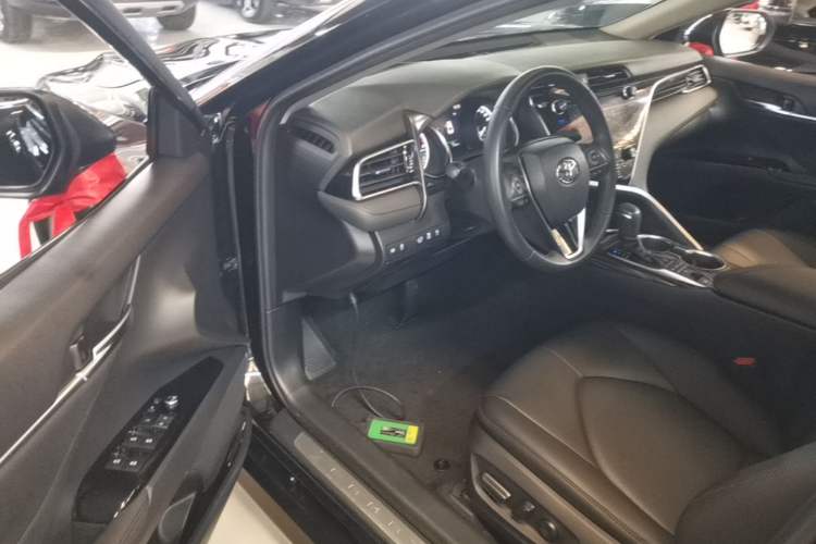 Used Toyota Camry 2019 2.5G Luxury Edition China VI Standard Driver Seat