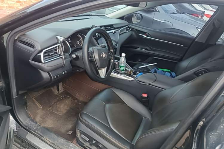 Used Toyota Camry 2019 2.5G Luxury Edition China VI Standard Driver Seat