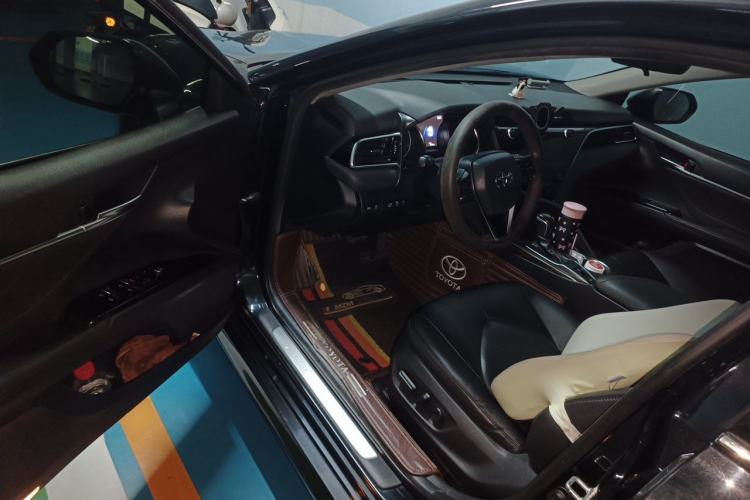 Used Toyota Camry 2019 2.0G Luxury Edition China V Standard Driver Seat