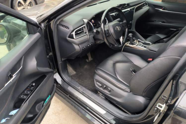Used Toyota Camry 2019 2.5G Luxury Edition China VI Standard Driver Seat
