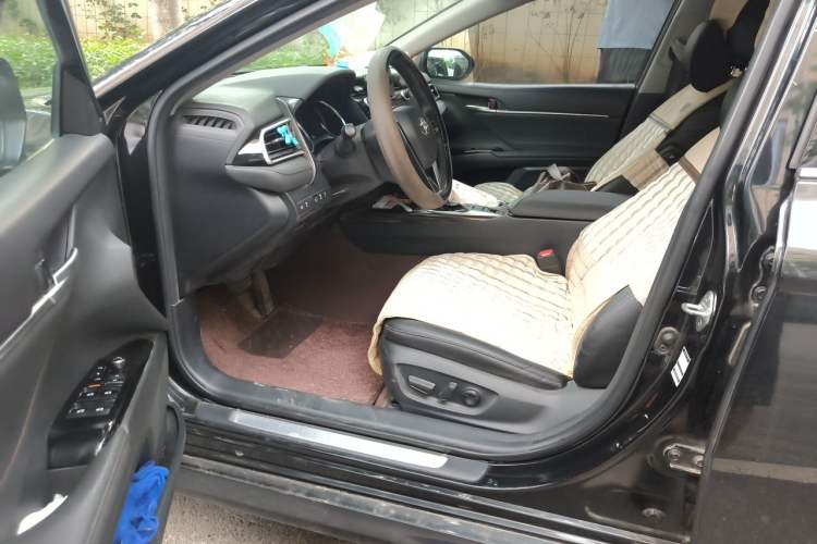 Used Toyota Camry 2019 Revised Version 2.0G Luxury Edition Driver Seat