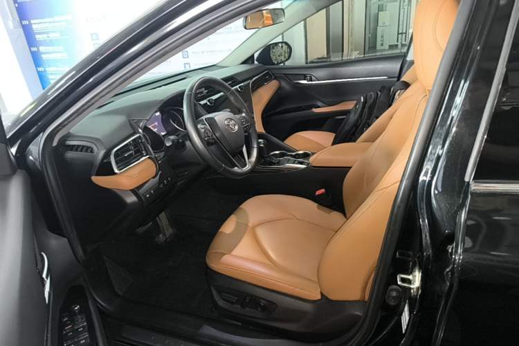 Used Toyota Camry 2019 Revised Version 2.0G Luxury Edition Driver Seat