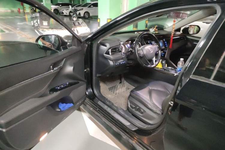 Used Toyota Camry 2019 2.5G Luxury Edition China VI Standard Driver Seat