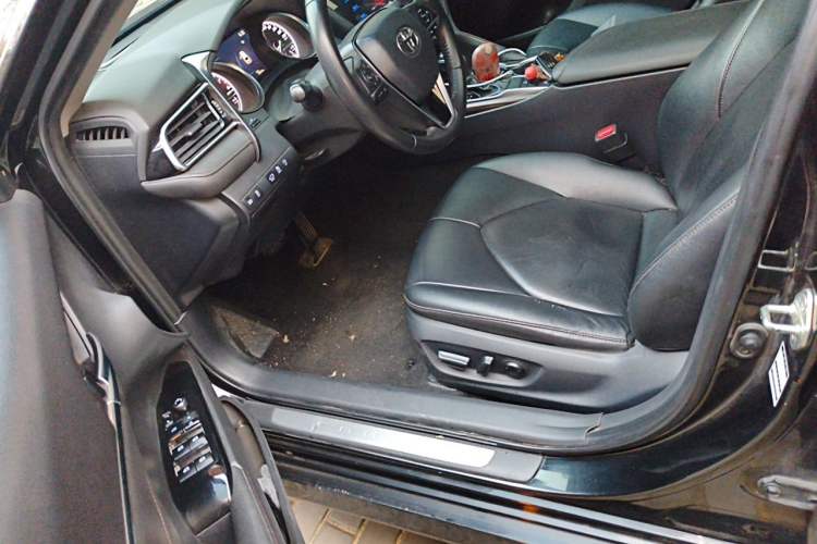 Used Toyota Camry 2019 Revised Version 2.0G Luxury Edition Driver Seat