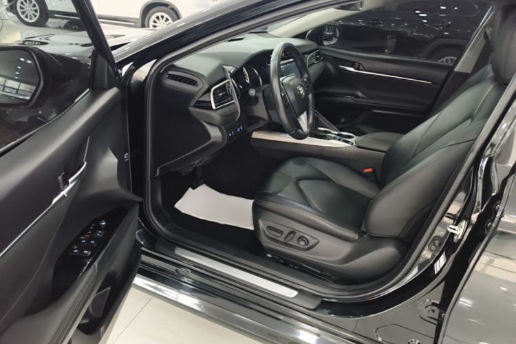 Used Toyota Camry 2019 Revised Version Dual-Engine 2.5 HG Luxury Edition Driver Seat