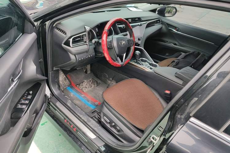 Used Toyota Camry 2019 2.5G Luxury Edition China VI Standard Driver Seat