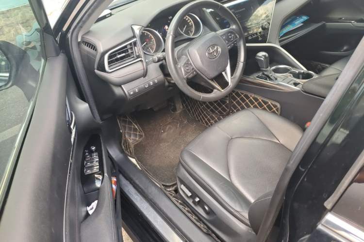 Used Toyota Camry 2019 2.0G Luxury Edition China VI Standard Driver Seat