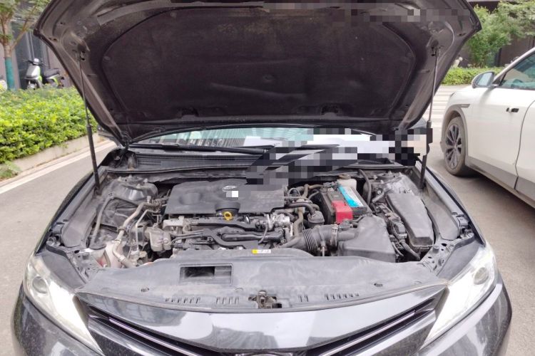 Used Toyota Camry 2019 2.0G Luxury Edition China VI Standard Engine Bay
