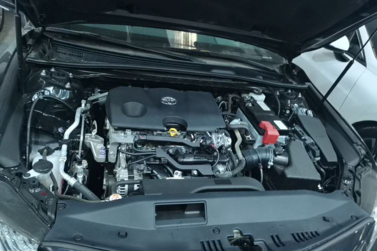 Used Toyota Camry 2019 Revised Version 2.0G Luxury Edition Engine Bay