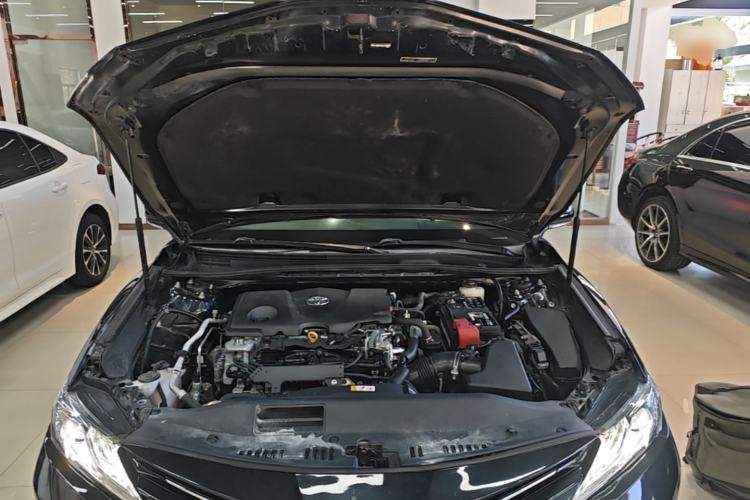 Used Toyota Camry 2019 2.5G Luxury Edition China VI Standard Engine Bay