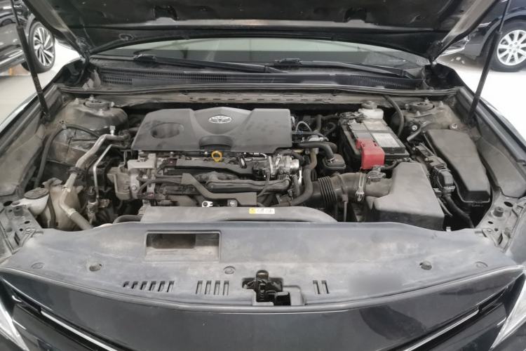 Used Toyota Camry 2019 2.0G Luxury Edition China VI Standard Engine Bay