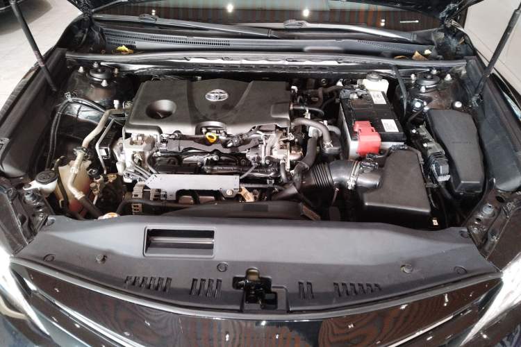 Used Toyota Camry 2019 2.5G Luxury Edition China VI Standard Engine Bay