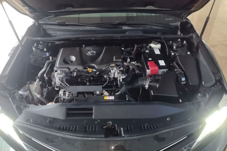 Used Toyota Camry 2019 2.5G Luxury Edition China VI Standard Engine Bay
