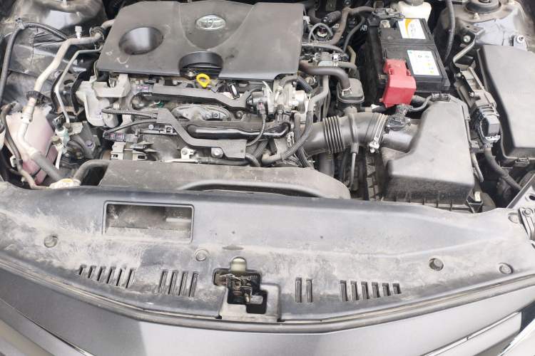 Used Toyota Camry 2019 2.0G Luxury Edition China V Standard Engine Bay
