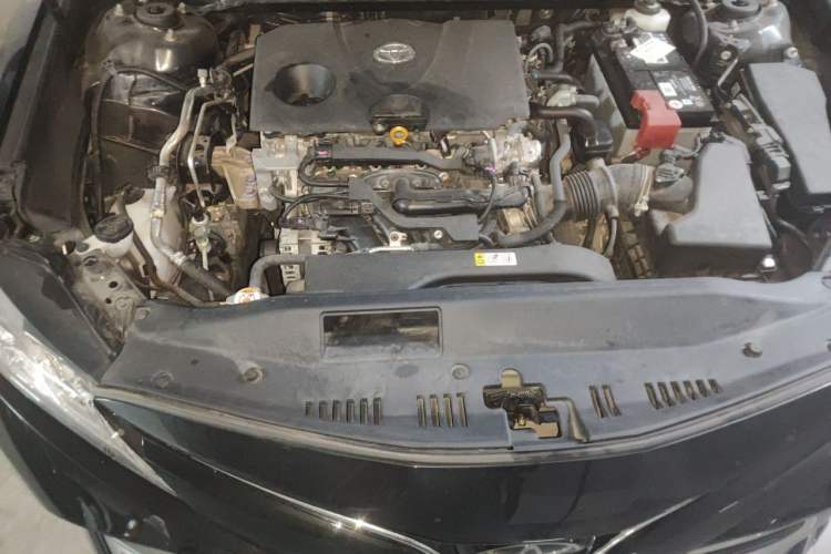 Used Toyota Camry 2019 Revised Version 2.0G Luxury Edition Engine Bay