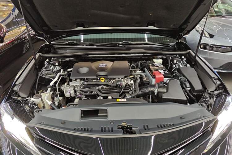 Used Toyota Camry 2019 2.0G Luxury Edition China VI Standard Engine Bay