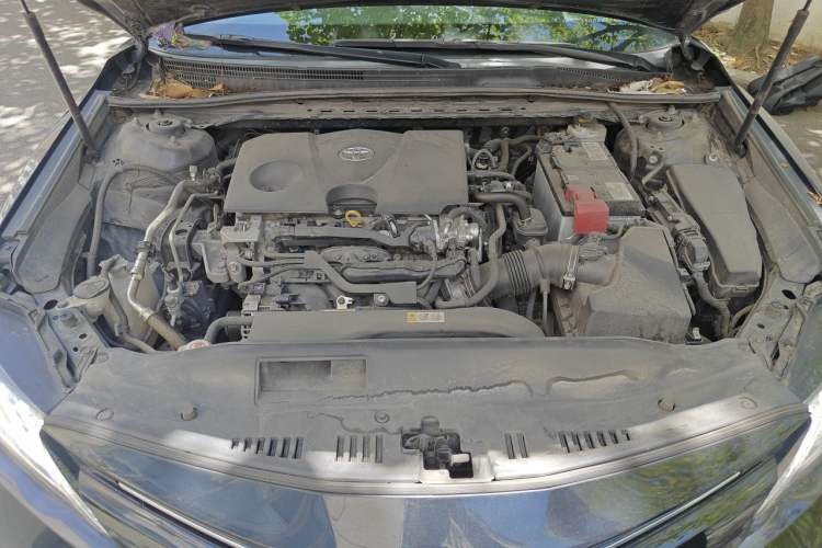 Used Toyota Camry 2019 2.0G Luxury Edition China V Standard Engine Bay