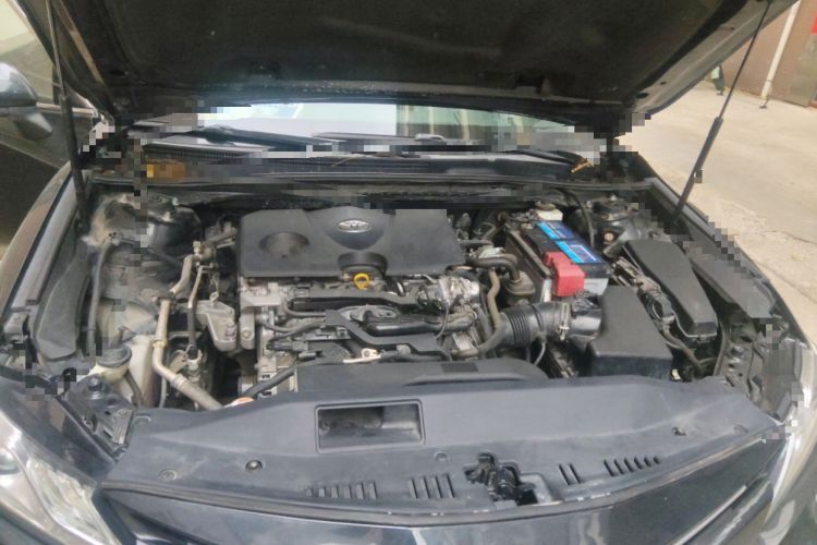 Used Toyota Camry 2019 2.0G Luxury Edition China V Standard Engine Bay