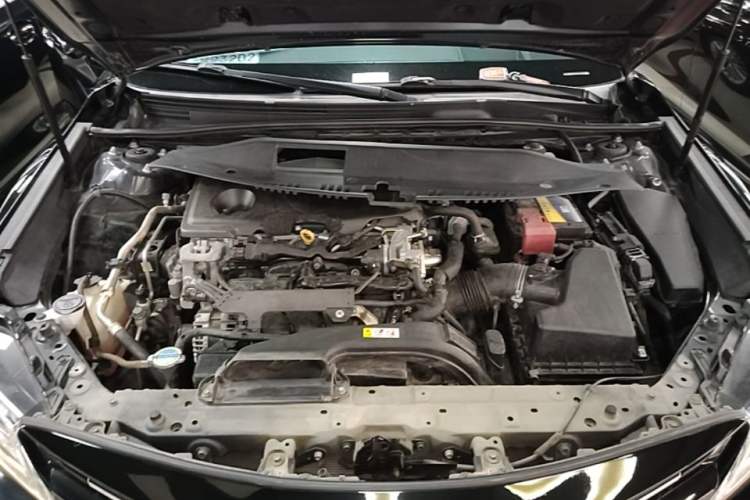 Used Toyota Camry 2019 2.5G Luxury Edition China VI Standard Engine Bay