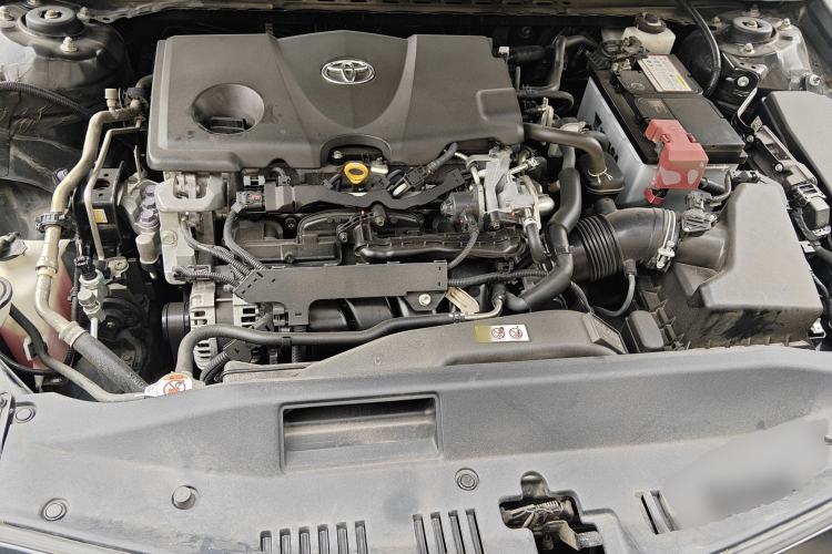 Used Toyota Camry 2019 2.5G Luxury Edition China VI Standard Engine Bay