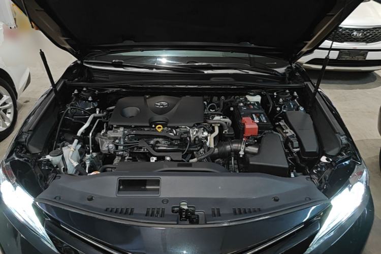 Used Toyota Camry 2019 Revised Version 2.0G Luxury Edition Engine Bay