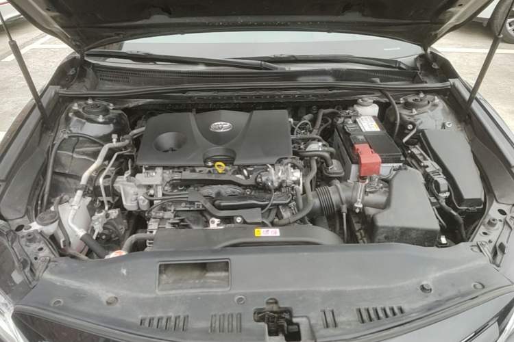 Used Toyota Camry 2019 2.0G Luxury Edition China VI Standard Engine Bay