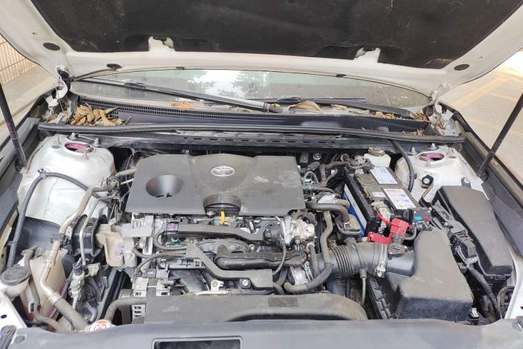 Used Toyota Camry 2019 2.0G Luxury Edition China VI Standard Engine Bay