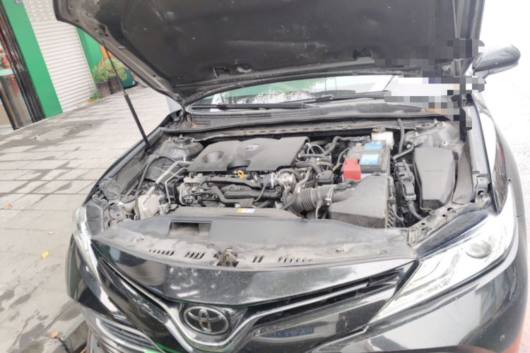 Used Toyota Camry 2019 2.0G Luxury Edition China V Standard Engine Bay