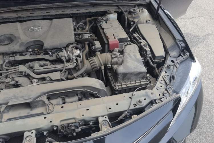 Used Toyota Camry 2019 Revised Version 2.0G Luxury Edition Engine Bay Left