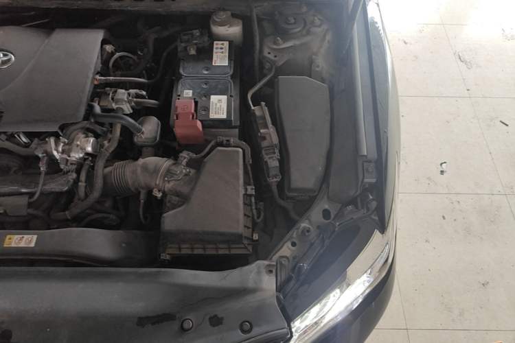 Used Toyota Camry 2019 2.0G Luxury Edition China VI Standard Engine Bay Left