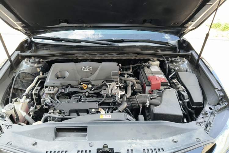 Used Toyota Camry 2019 2.5G Luxury Edition China VI Standard Engine Bay