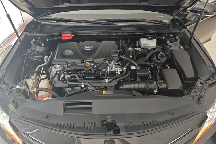 Used Toyota Camry 2019 Dual-Engine 2.5 HG Luxury Edition China VI Standard Engine Bay