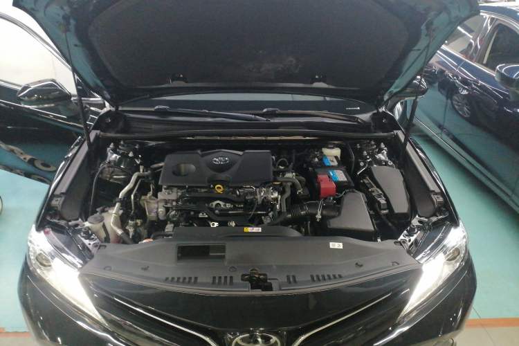Used Toyota Camry 2019 Revised Version 2.0G Luxury Edition Engine Bay