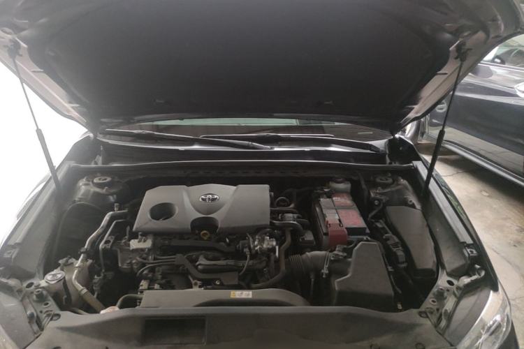 Used Toyota Camry 2019 2.0G Luxury Edition China VI Standard Engine Bay